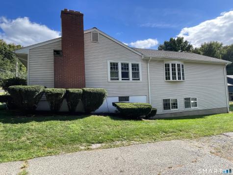 112 Maple Street Seymour CT 06483