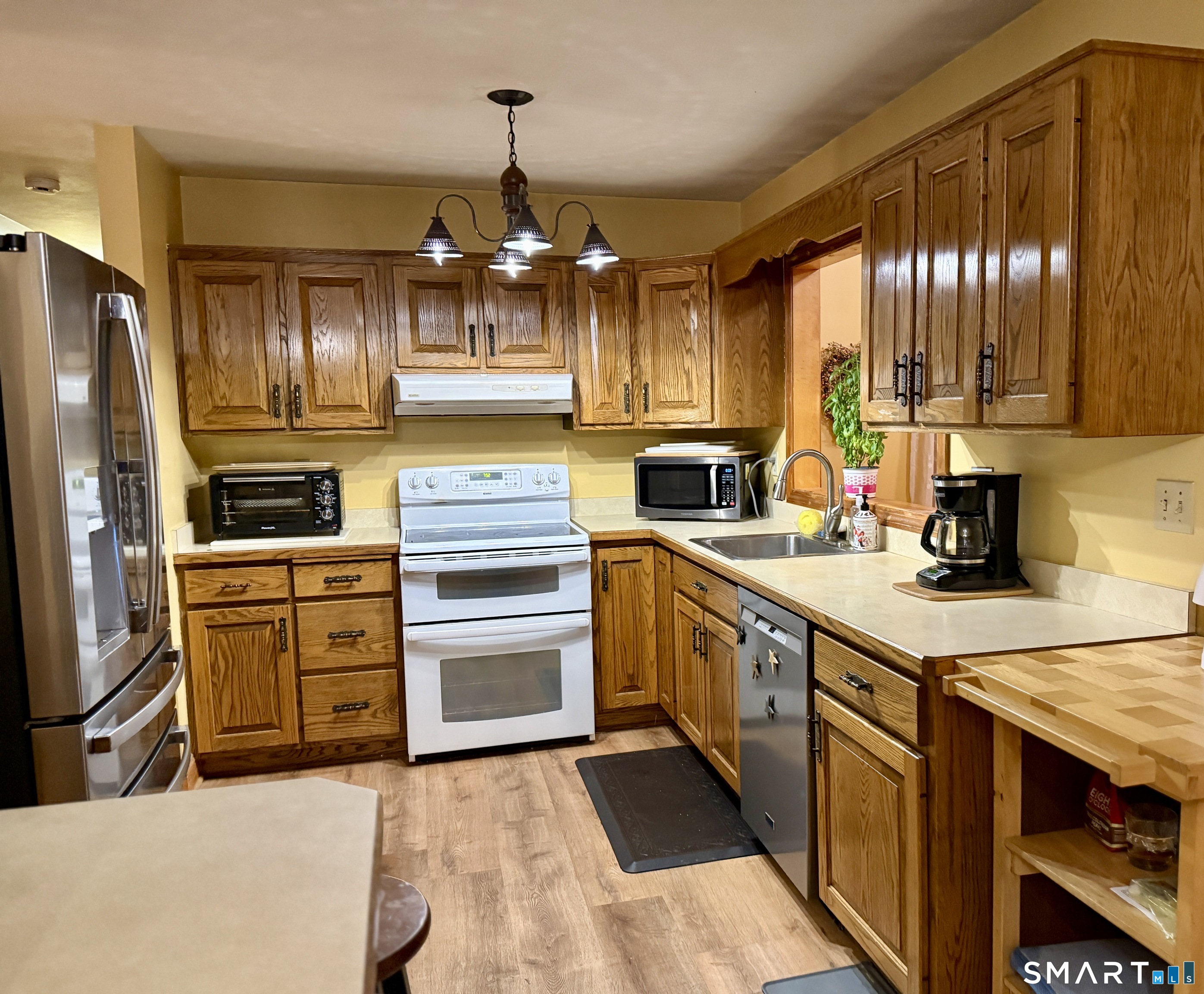 112 Maple Street Seymour CT 06483