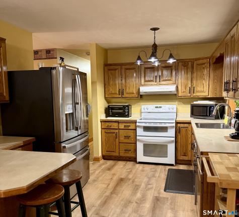 112 Maple Street Seymour CT 06483