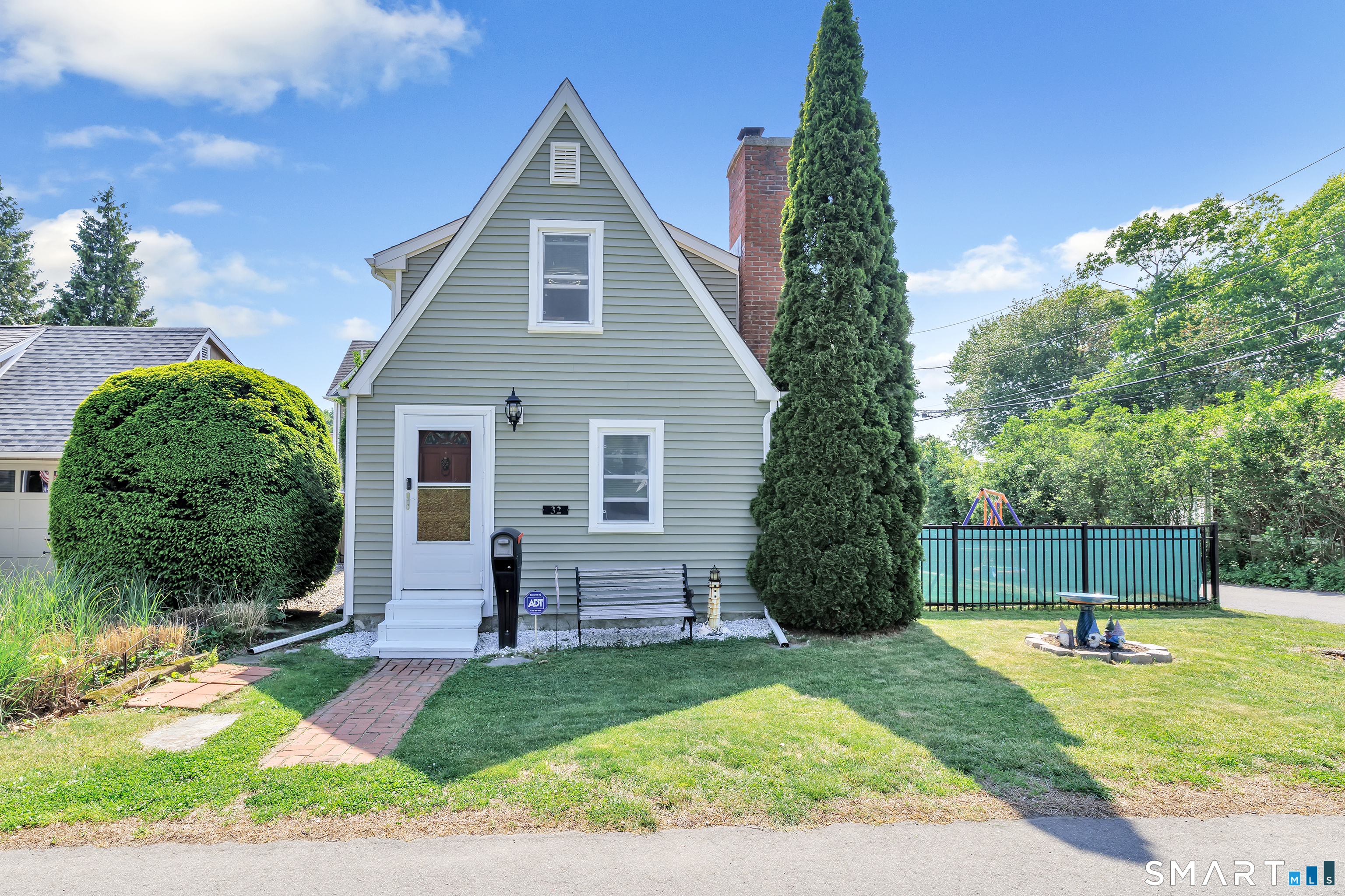 32 Peak Avenue Milford CT 06460