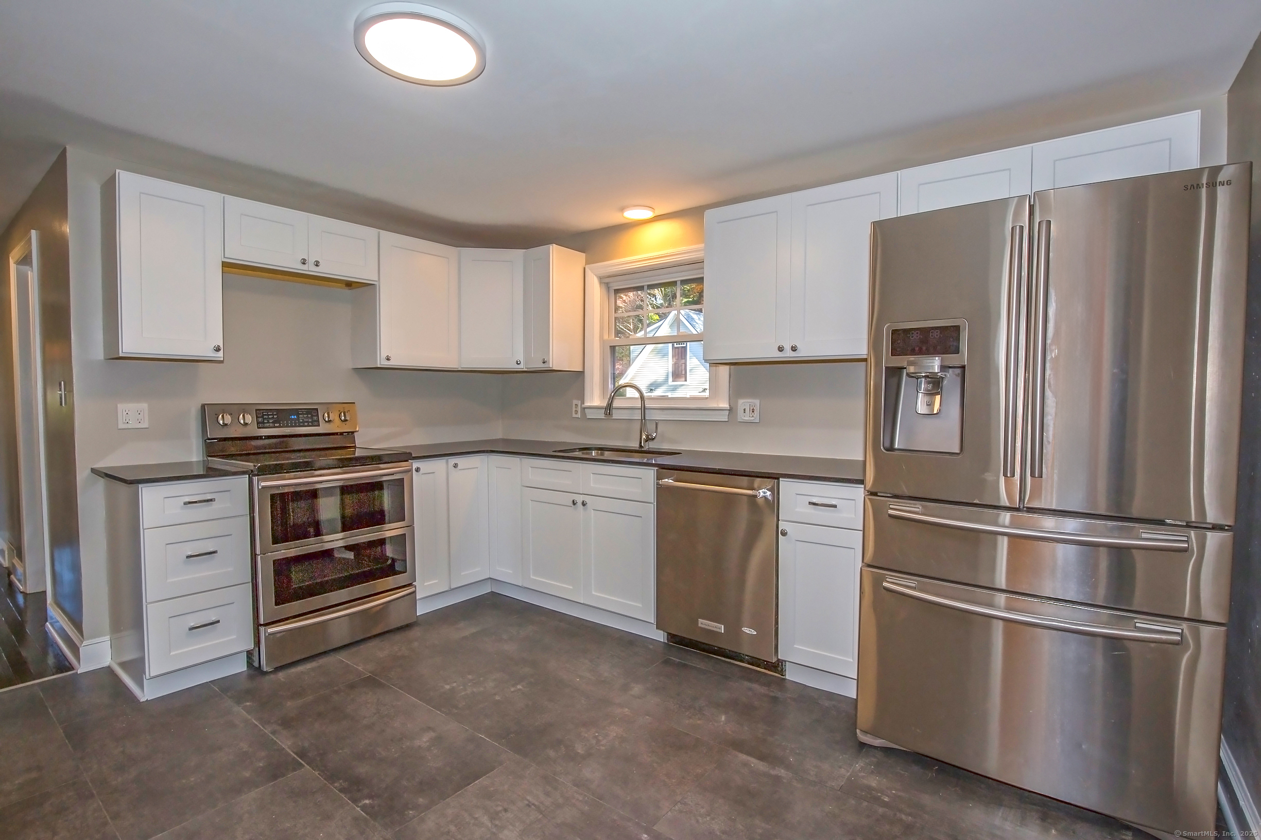 781 Western Avenue Westfield MA 01085