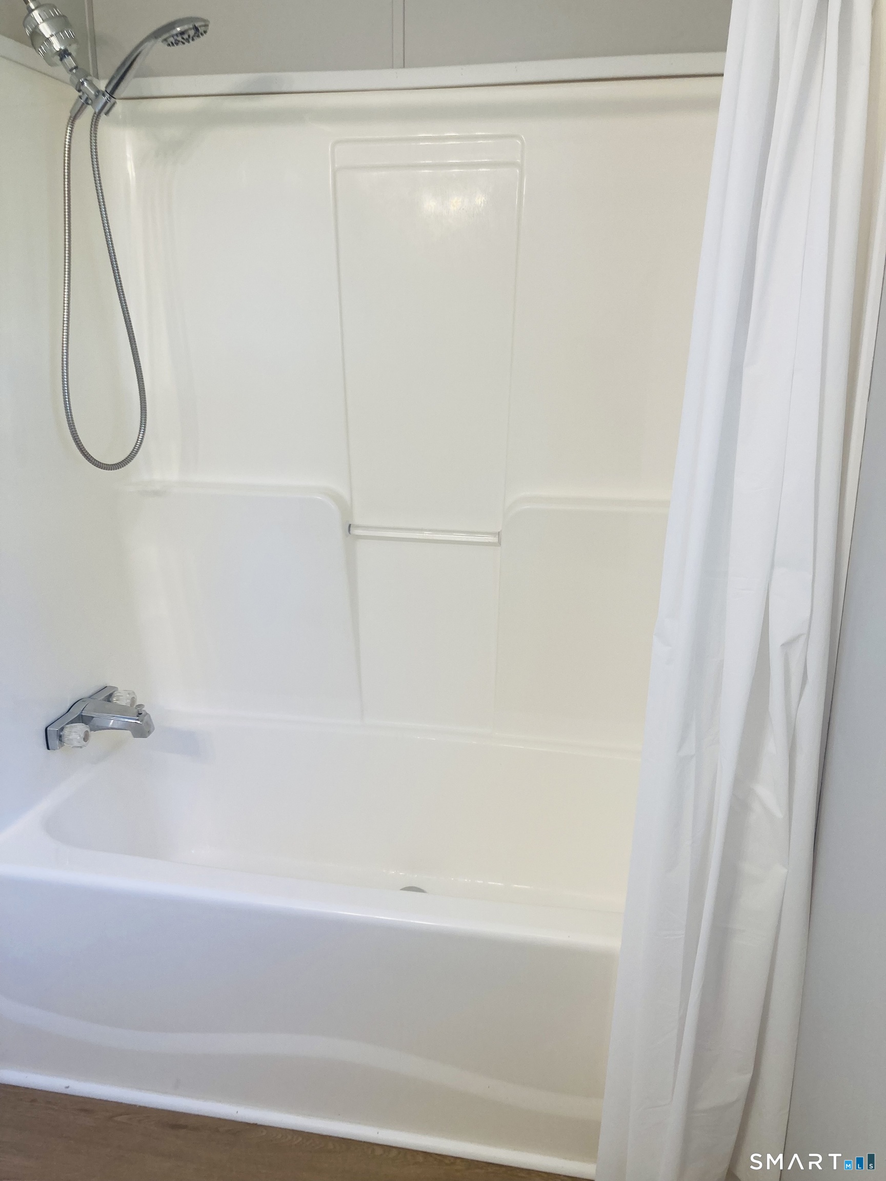 2 Harmony Lane Milford CT 06460