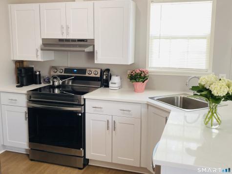 2 Harmony Lane Milford CT 06460