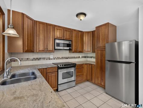6 Hemlock Circle Clinton CT 06413
