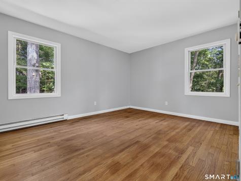 6 Hemlock Circle Clinton CT 06413