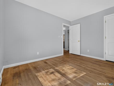 6 Hemlock Circle Clinton CT 06413