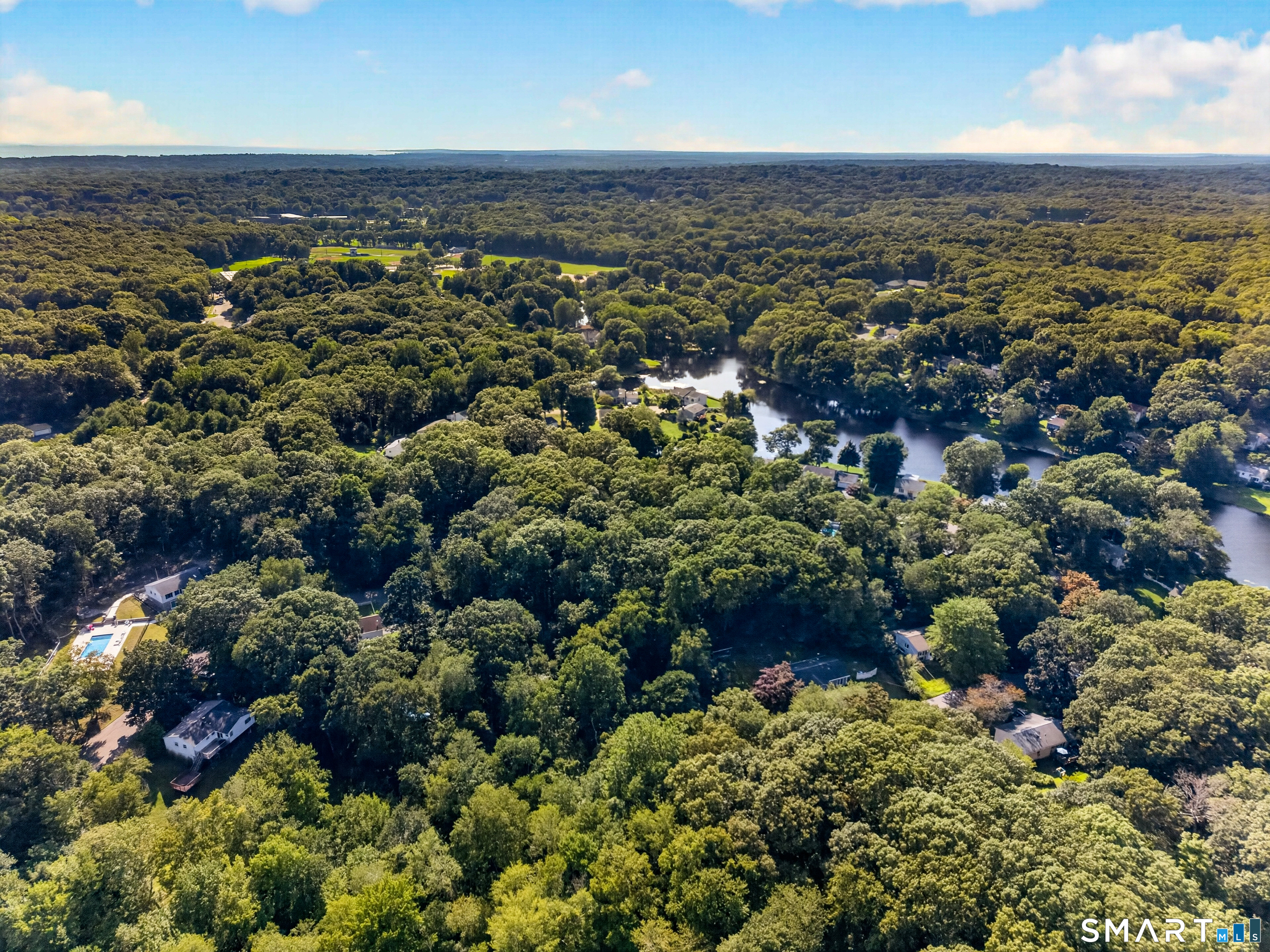 6 Hemlock Circle Clinton CT 06413