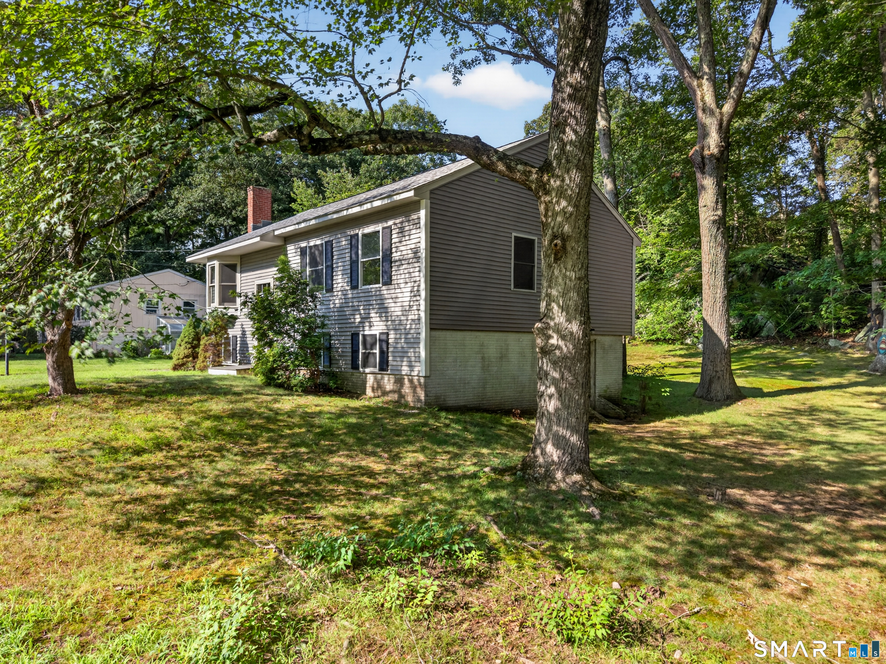 6 Hemlock Circle Clinton CT 06413
