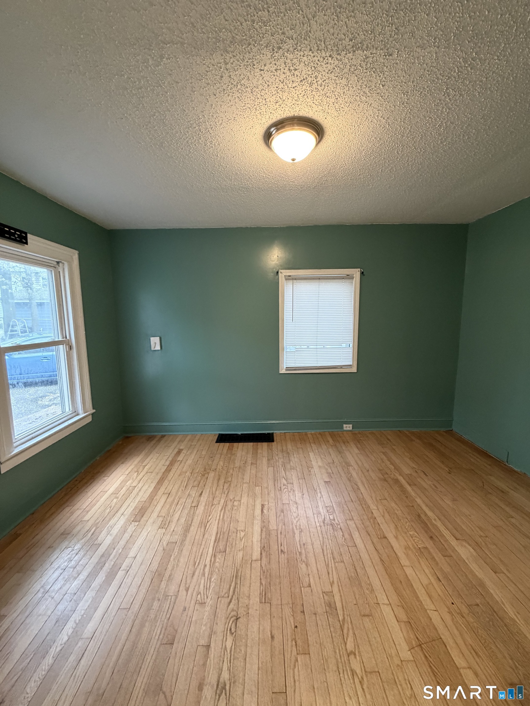 16 Terrace Avenue Waterbury CT 06704