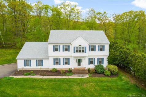 9 Hidden Brook Road Hamden CT 06518