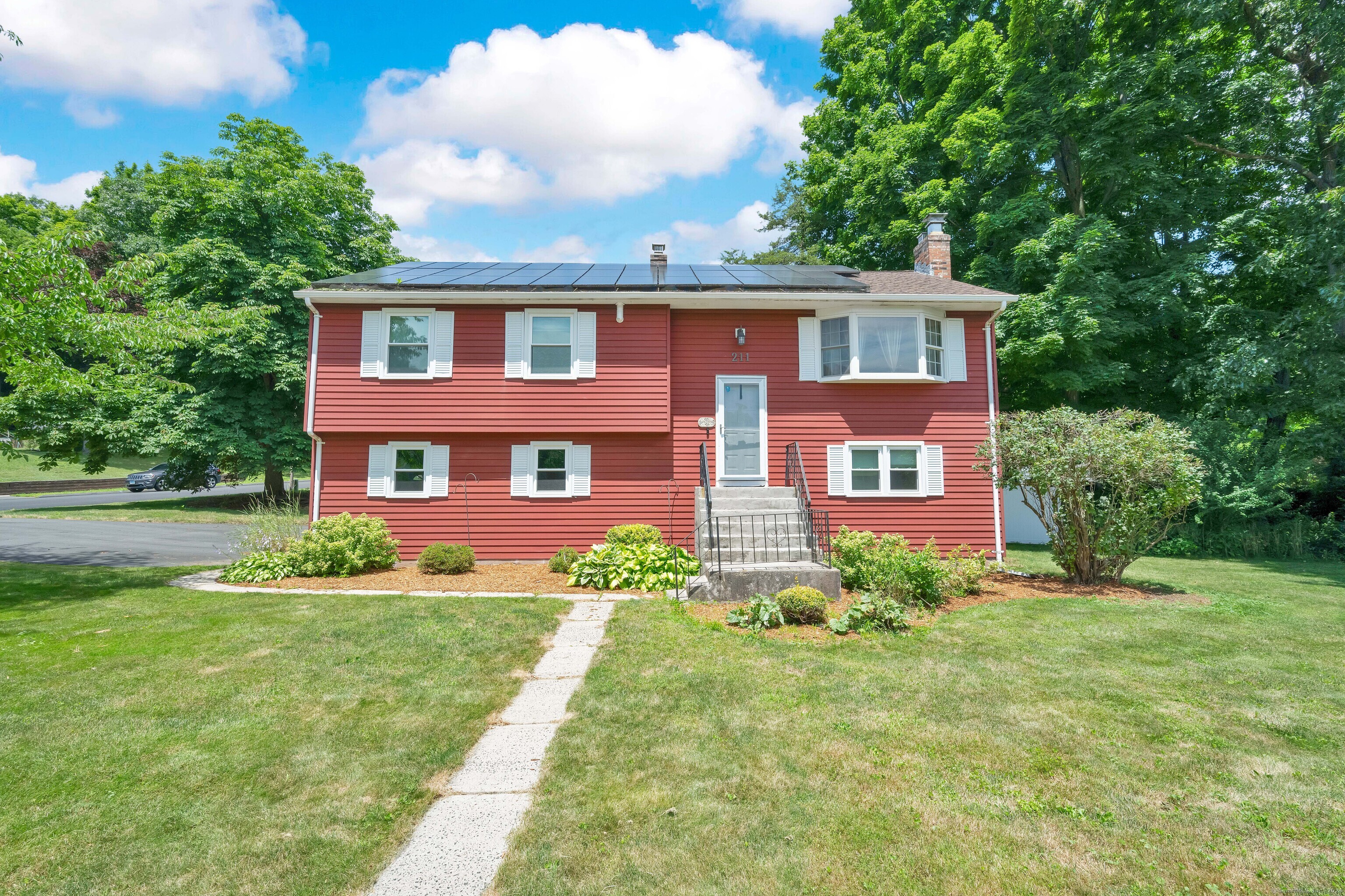211 Ridgewood Drive Rocky Hill CT 06067