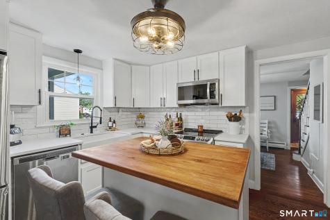1205 Willard Avenue Newington CT 06111