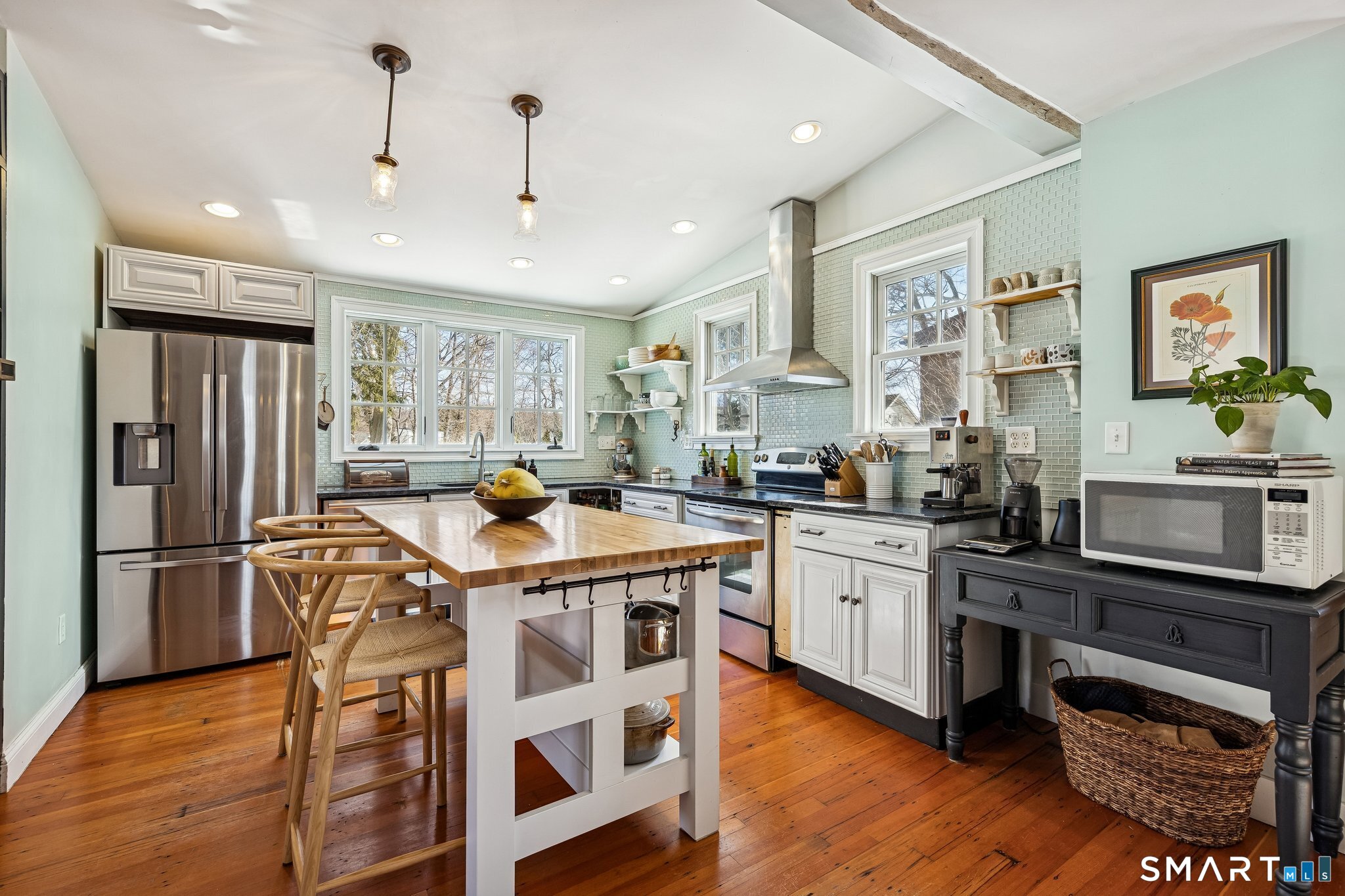 27 Park Place East Haven CT 06512