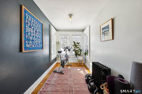 27 Park Place East Haven CT 06512