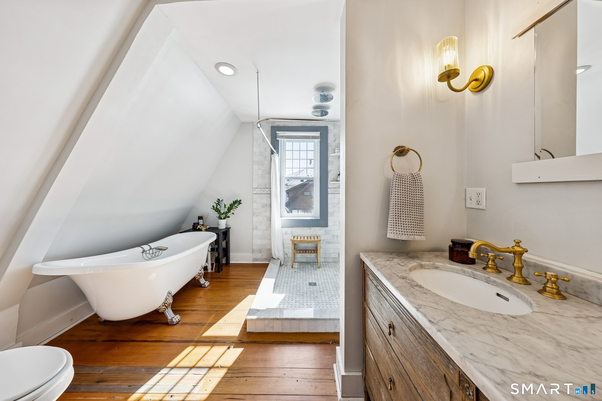 27 Park Place East Haven CT 06512