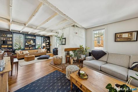 27 Park Place East Haven CT 06512