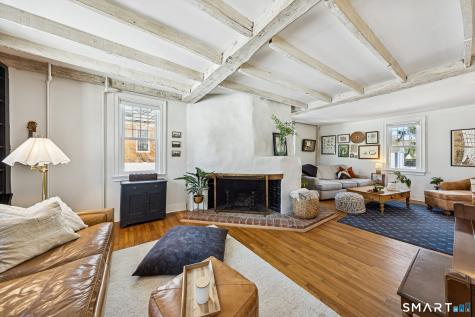 27 Park Place East Haven CT 06512