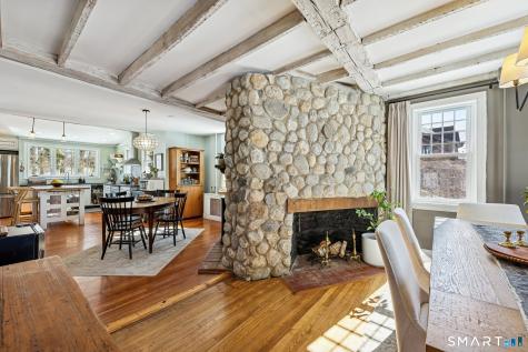 27 Park Place East Haven CT 06512