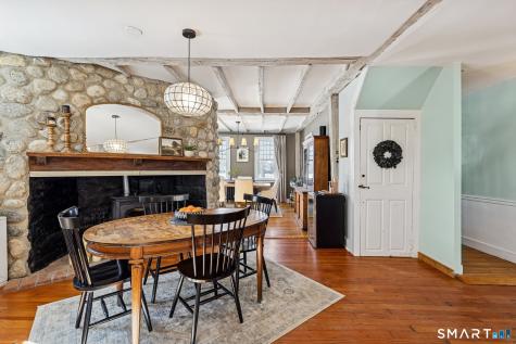 27 Park Place East Haven CT 06512