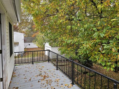 25 Harland Place Norwich CT 06360