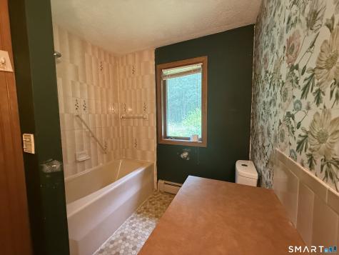 421 Modock Road Putnam CT 06260