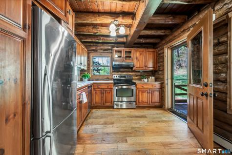 82 Freeman Road Oxford CT 06478