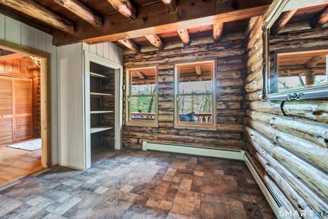 82 Freeman Road Oxford CT 06478