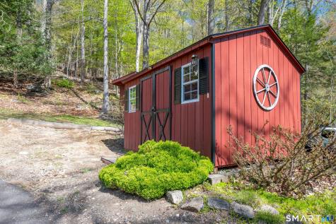 82 Freeman Road Oxford CT 06478