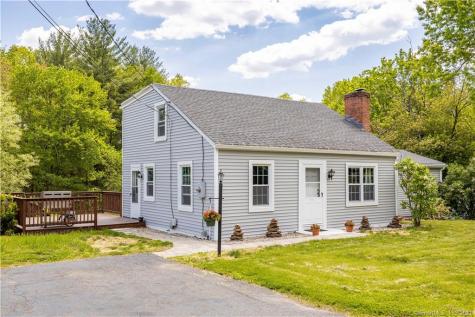 14 North Road East Granby CT 06026