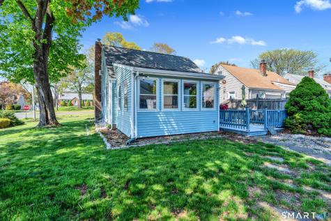 59 Robbins Avenue Newington CT 06111