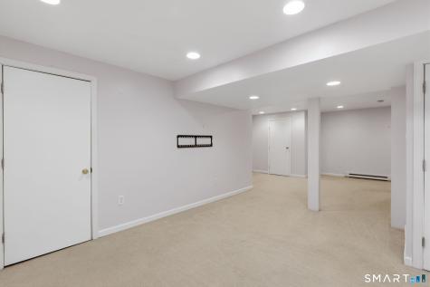 75 Burlington Road Farmington CT 06085