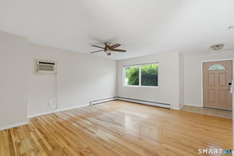 75 Burlington Road Farmington CT 06085