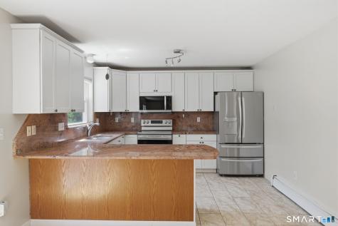 75 Burlington Road Farmington CT 06085