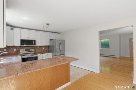 75 Burlington Road Farmington CT 06085