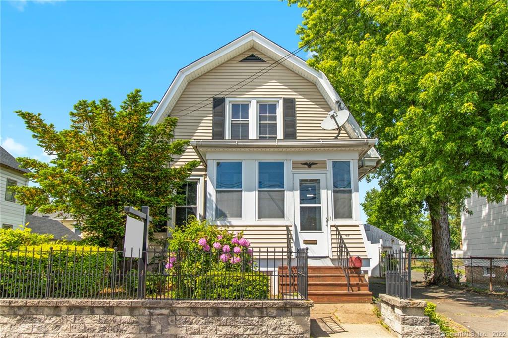 69 Arch Street Hamden CT 06514