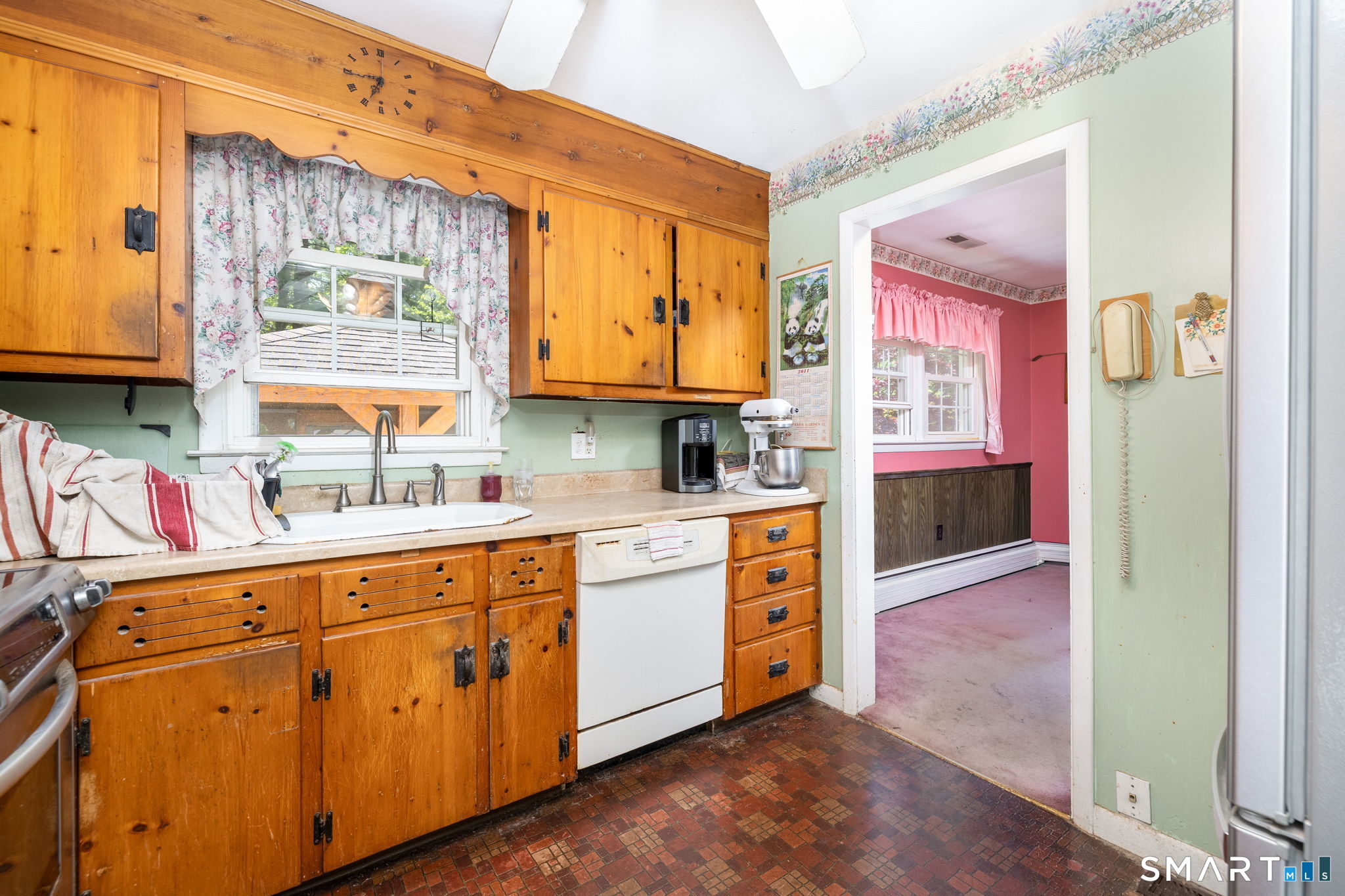 189 Bee Street Meriden CT 06450