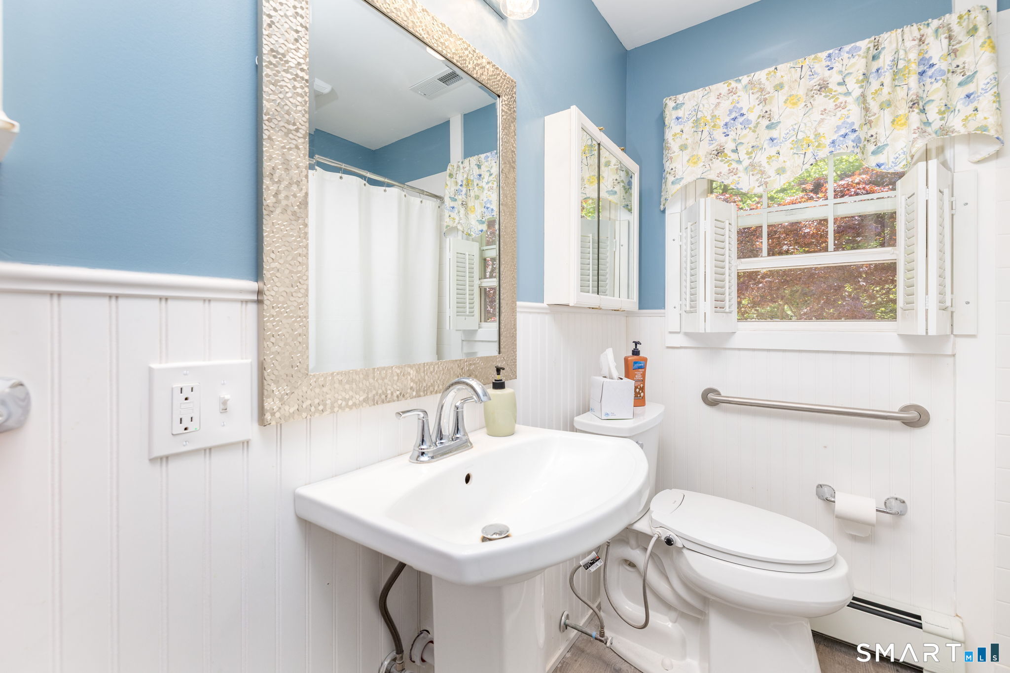 189 Bee Street Meriden CT 06450