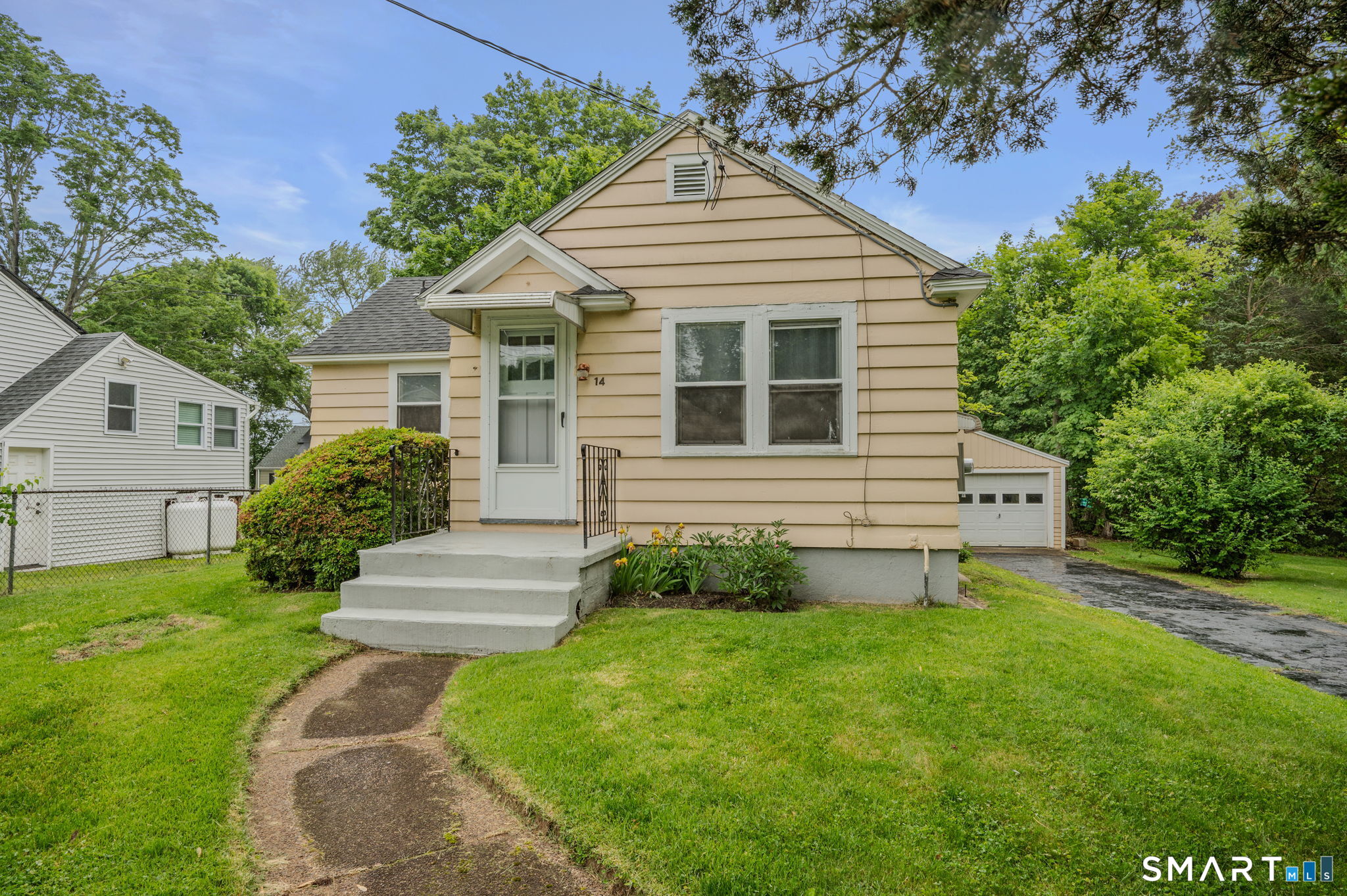 14 Tyler Place Waterford CT 06375