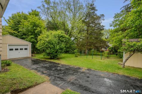 14 Tyler Place Waterford CT 06375