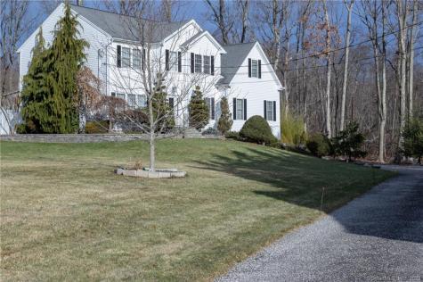 90 Nicholas Court Hamden CT 06518