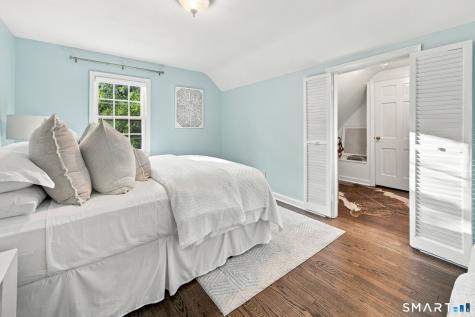 20 Glen Arden South Drive Fairfield CT 06824