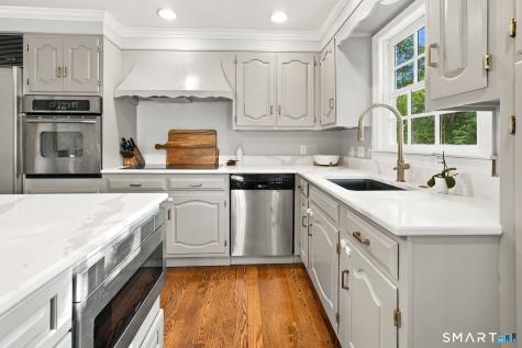 20 Glen Arden South Drive Fairfield CT 06824