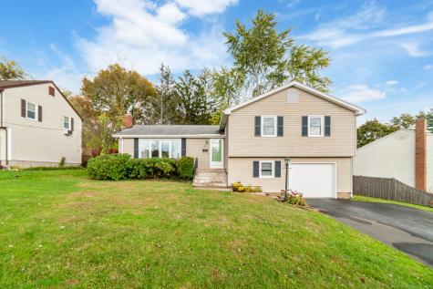 2 Lee Circle Bloomfield CT 06002