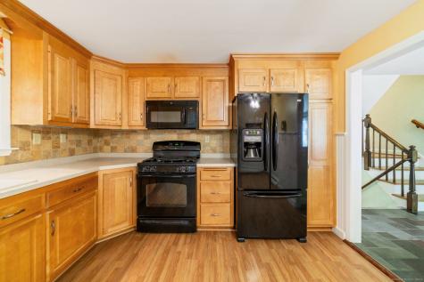 2 Lee Circle Bloomfield CT 06002