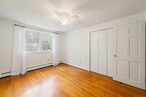 2 Lee Circle Bloomfield CT 06002