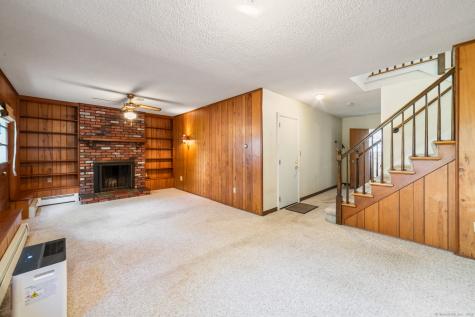 2 Lee Circle Bloomfield CT 06002