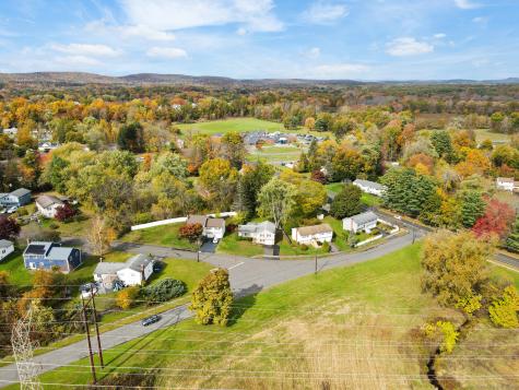 2 Lee Circle Bloomfield CT 06002