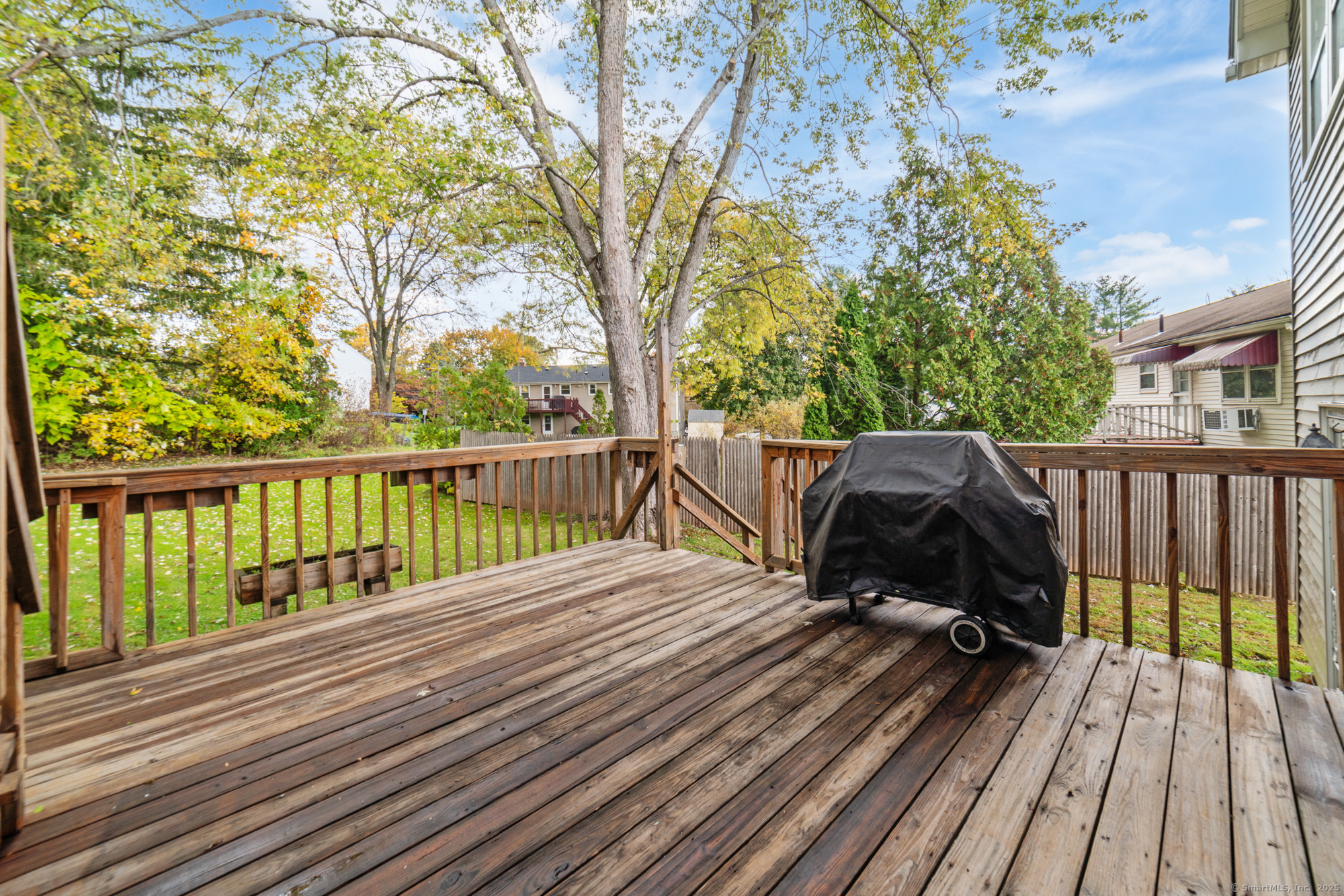 2 Lee Circle Bloomfield CT 06002