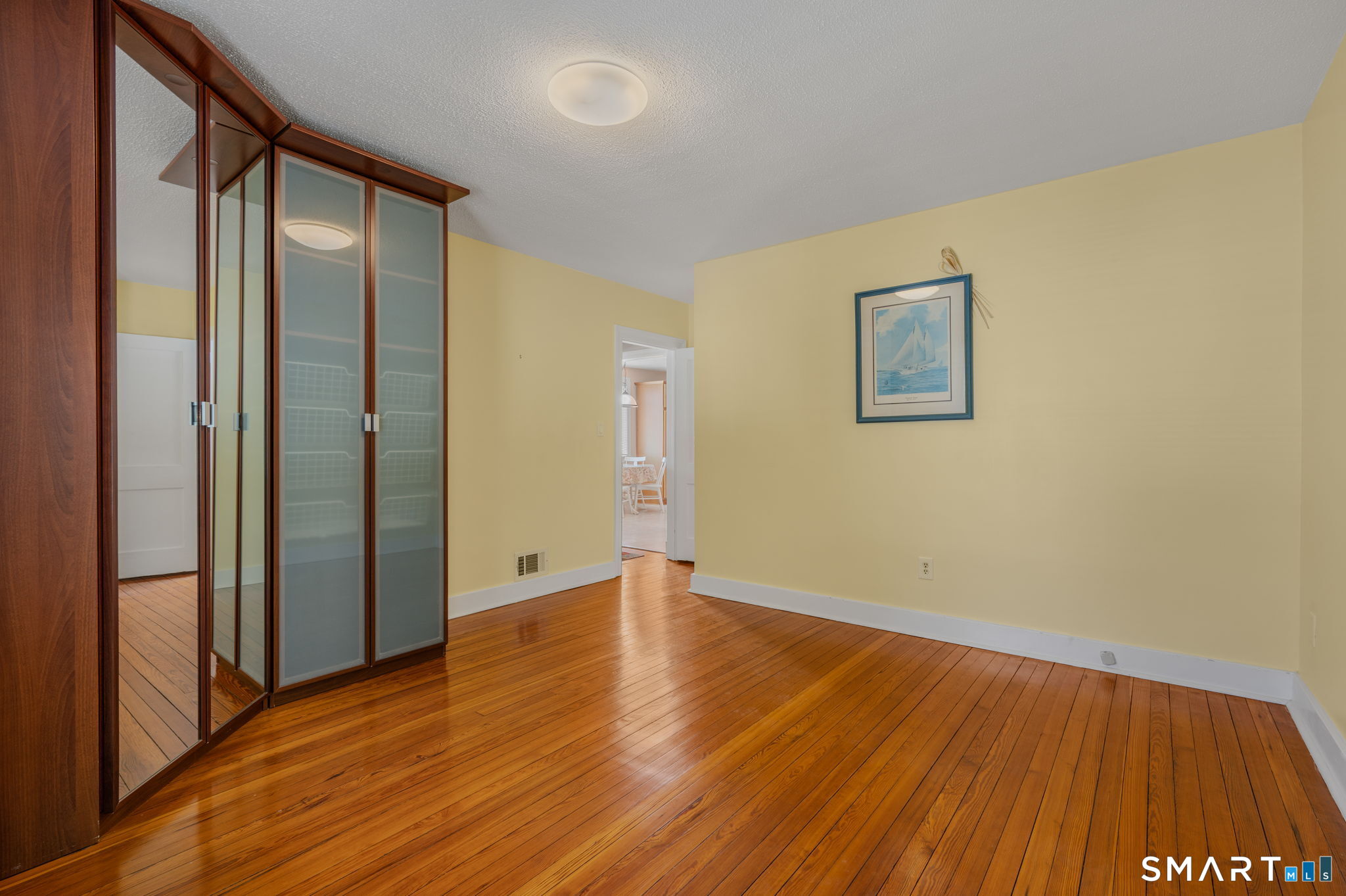 37 Gardner Avenue New London CT 06320