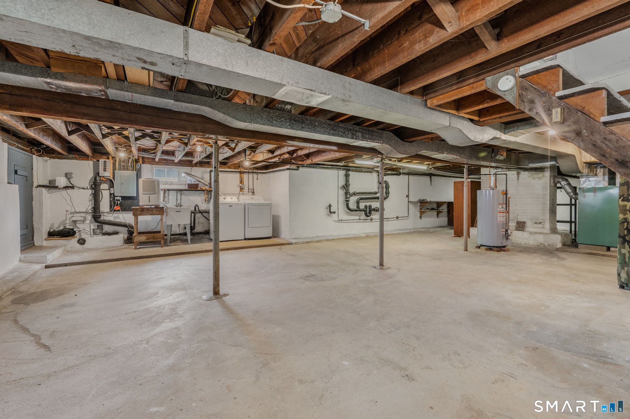 37 Gardner Avenue New London CT 06320